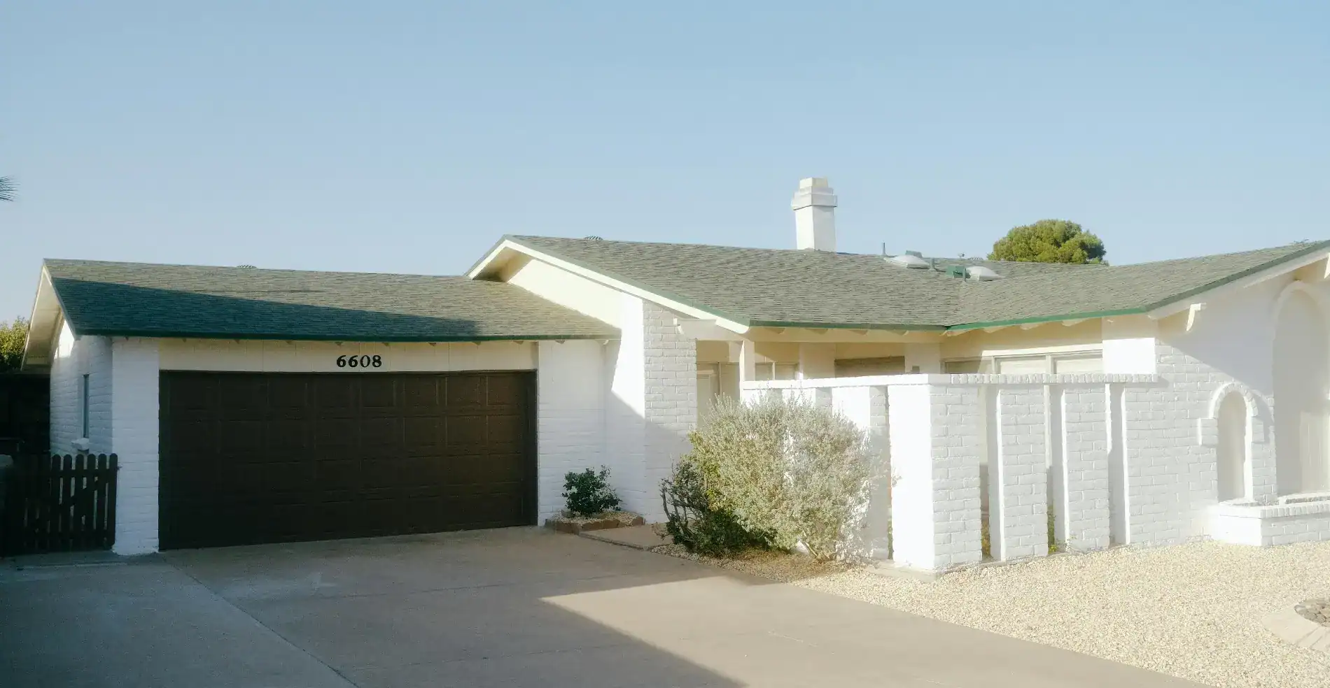 Belt Drive vs Chain Drive Garage Door Openers